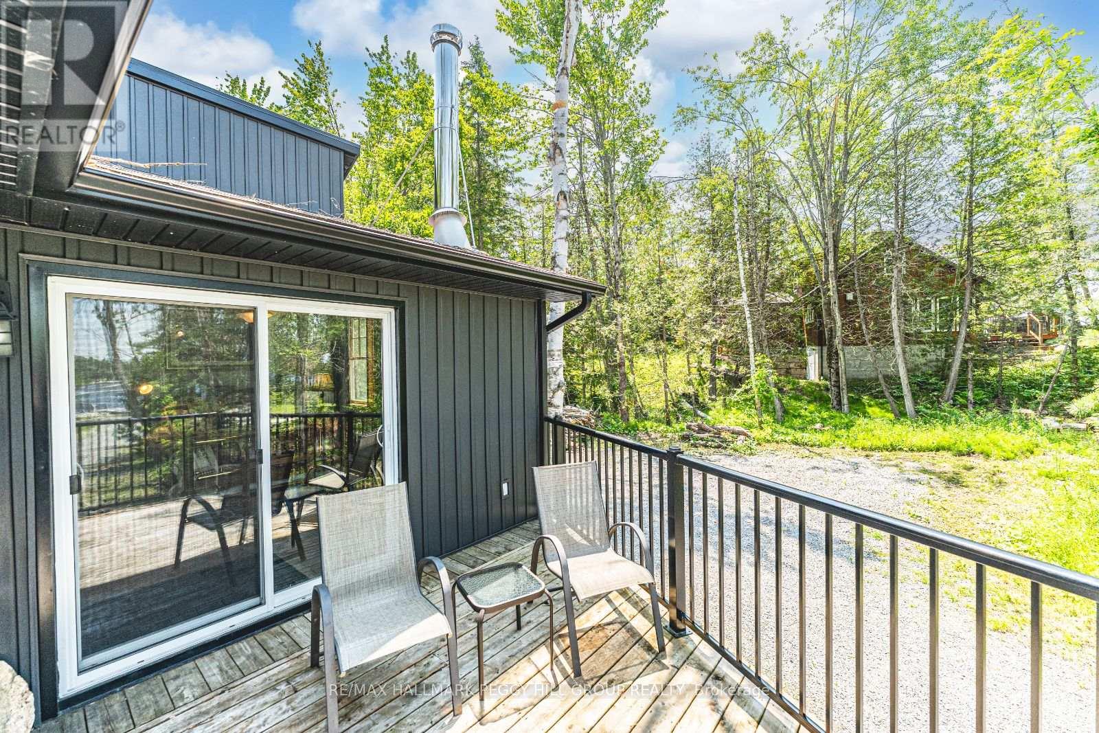 49 Hemlock Drive, Kawartha Lakes, Ontario  K0M 1C0 - Photo 18 - X12282379