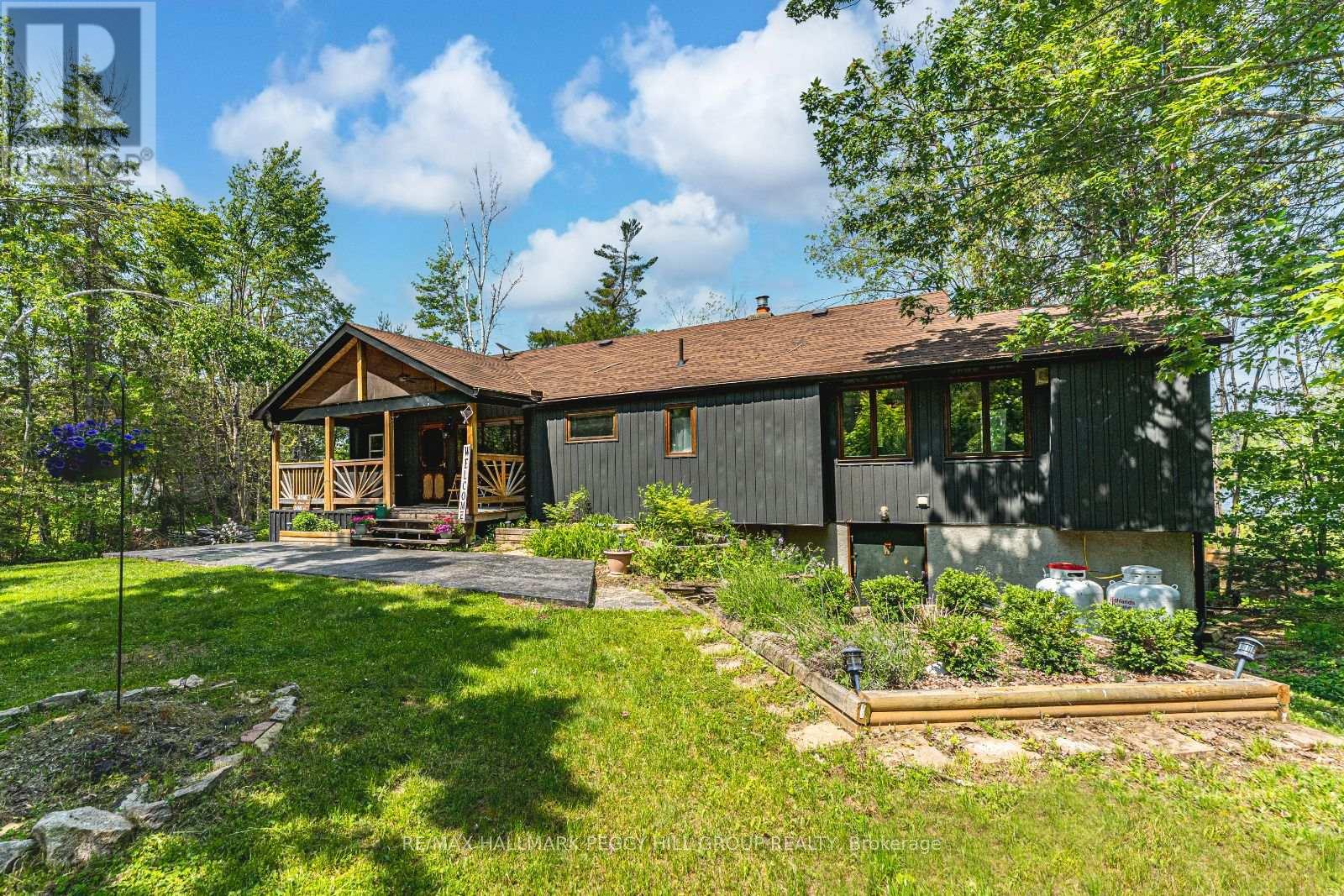 49 Hemlock Drive, Kawartha Lakes, Ontario  K0M 1C0 - Photo 2 - X12282379