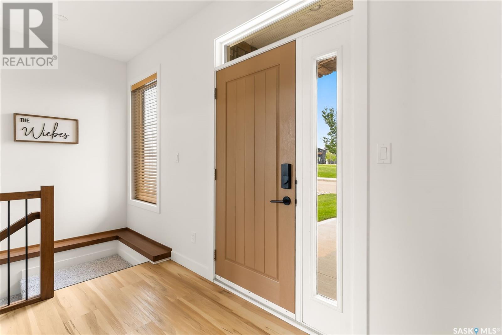 Property at 3304 Crosbie CRESCENT image 3