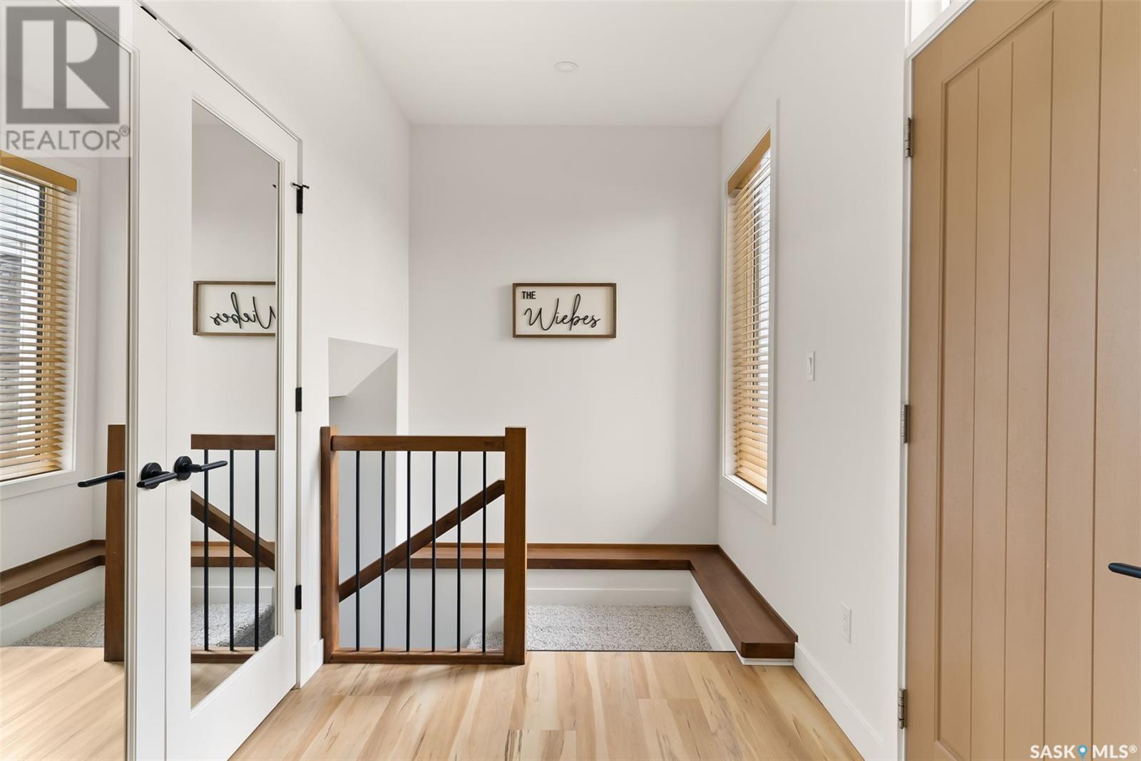 Property at 3304 Crosbie CRESCENT image 4