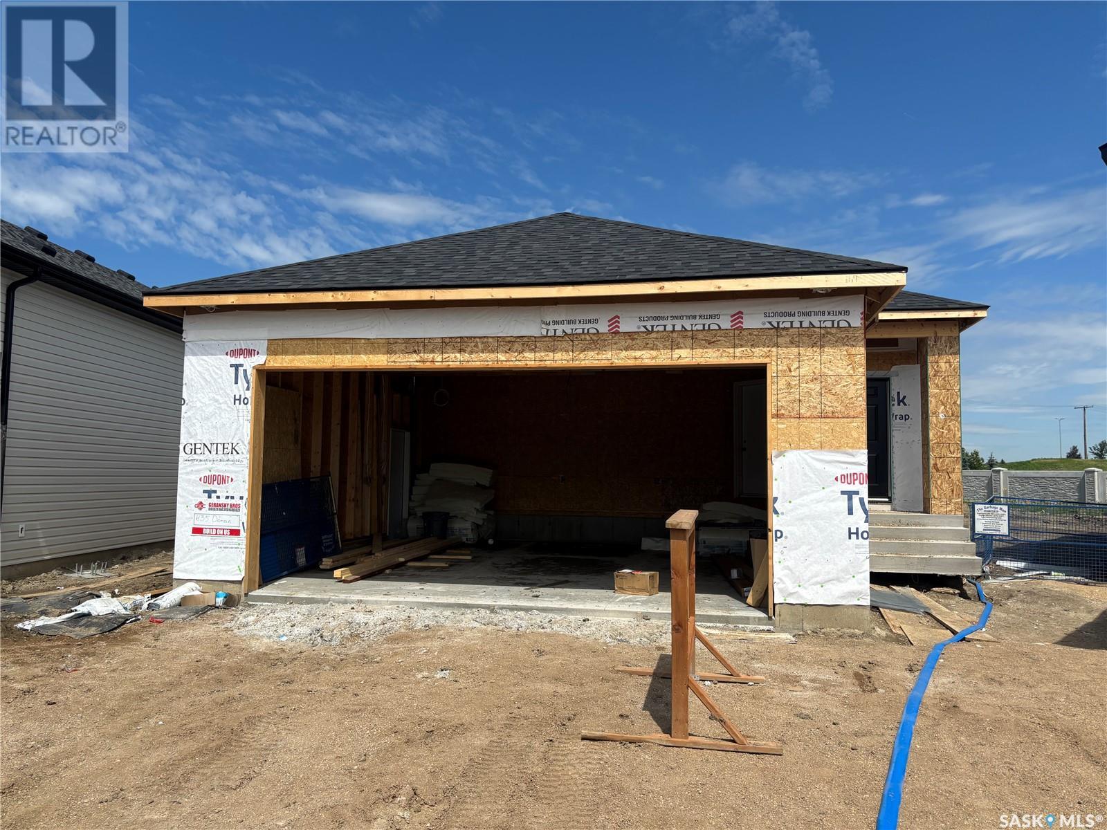 Property at 435 Doran CRESCENT image 1