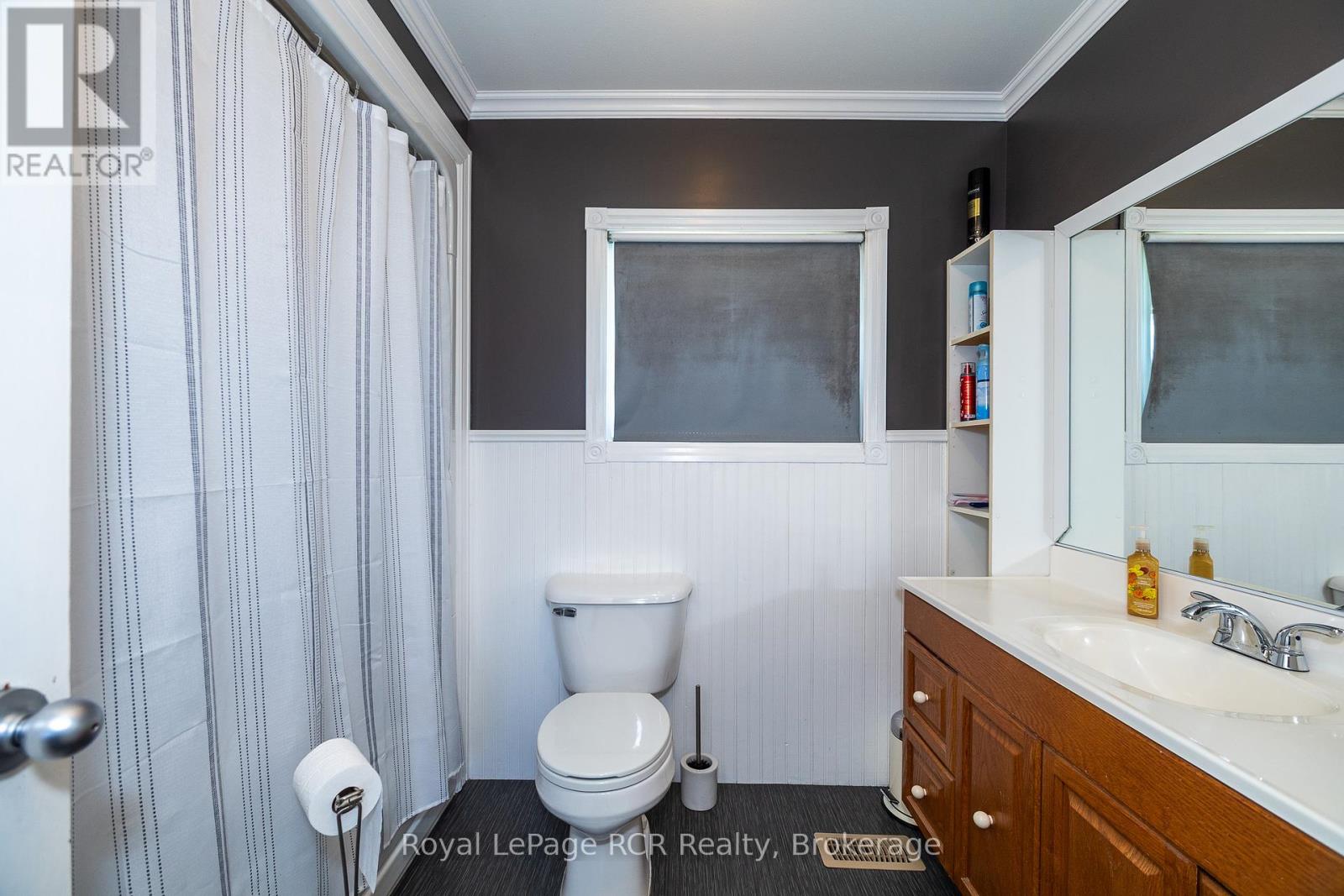 177569 Grey Rd 18 Road, Georgian Bluffs, Ontario  N4K 5N5 - Photo 39 - X12268326