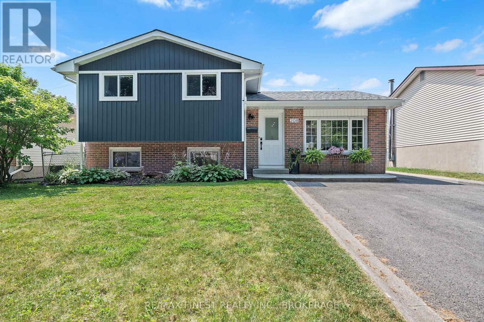 Property at 208 SUTHERLAND DRIVE image 2