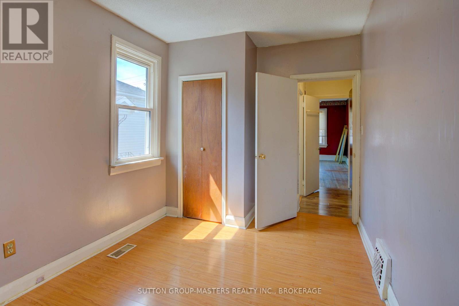 96 Russell Street, Kingston (East Of Sir John A. Blvd), Ontario  K7K 2E8 - Photo 13 - X12282629