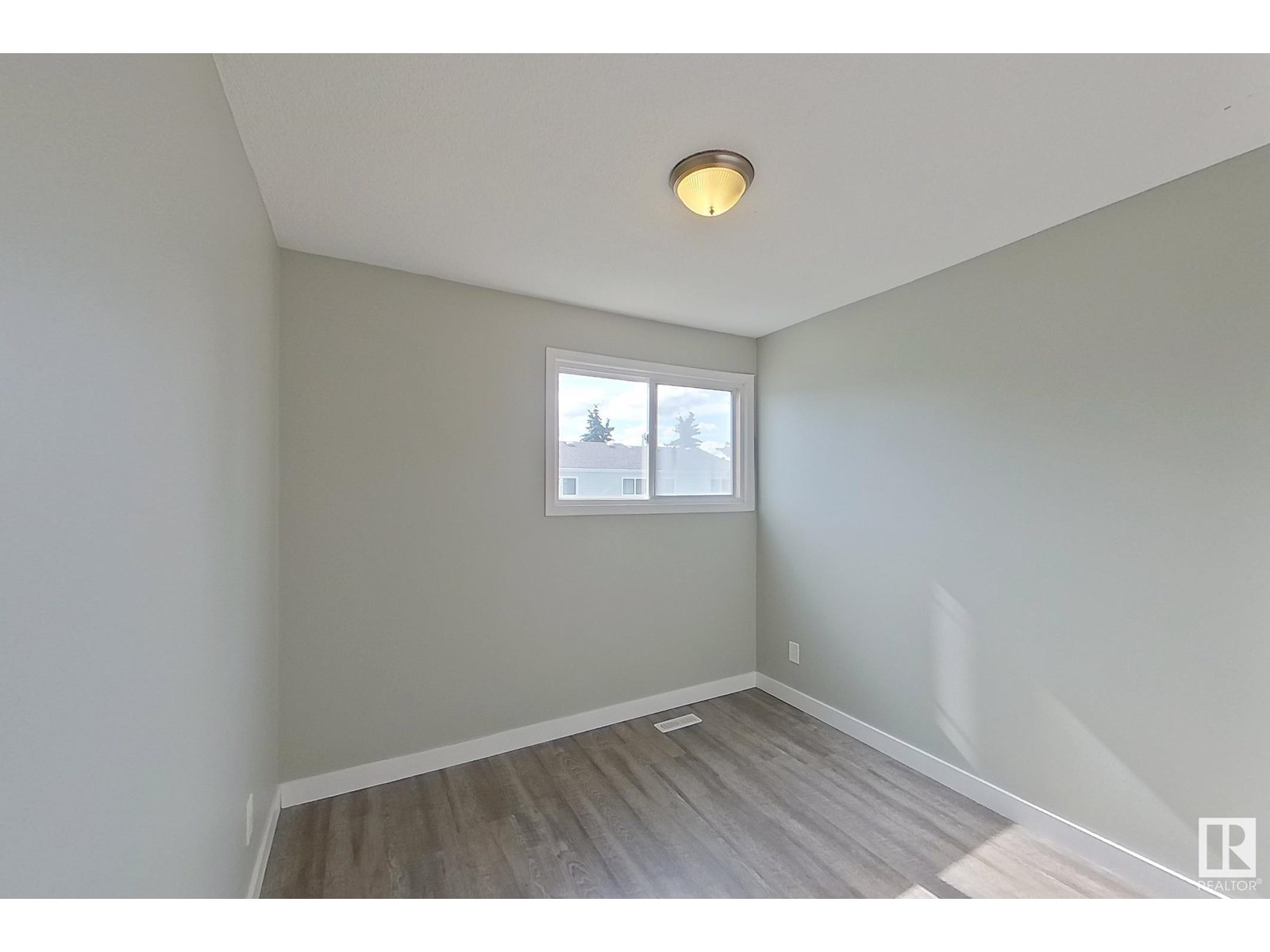 126 Dickinsfield Co Nw, Edmonton, Alberta  T5E 5V8 - Photo 7 - E4447567
