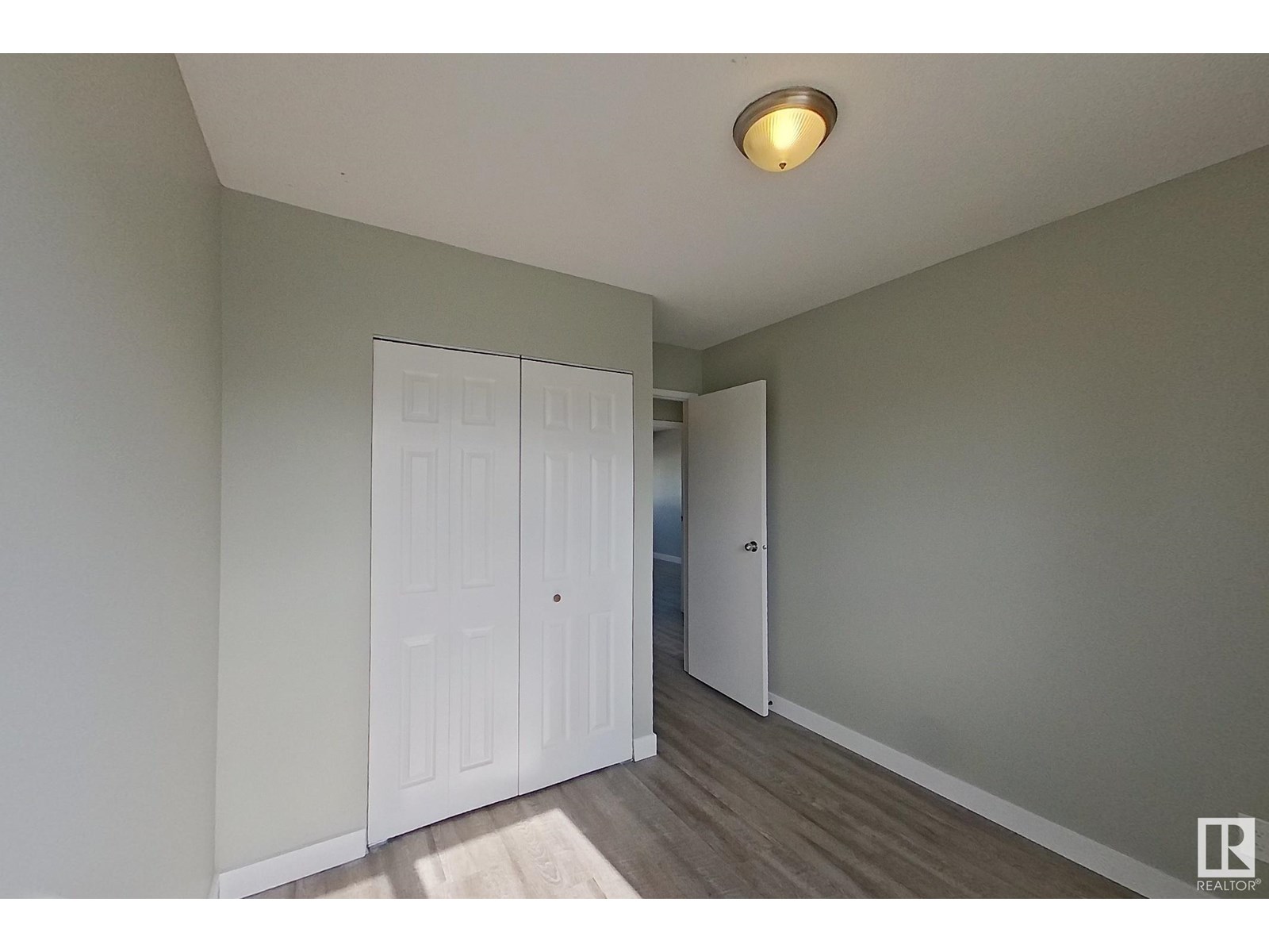 126 Dickinsfield Co Nw, Edmonton, Alberta  T5E 5V8 - Photo 8 - E4447567