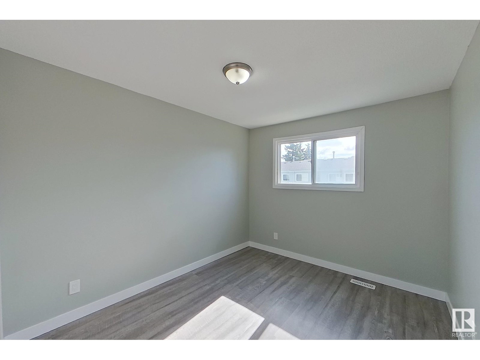 126 Dickinsfield Co Nw, Edmonton, Alberta  T5E 5V8 - Photo 9 - E4447567
