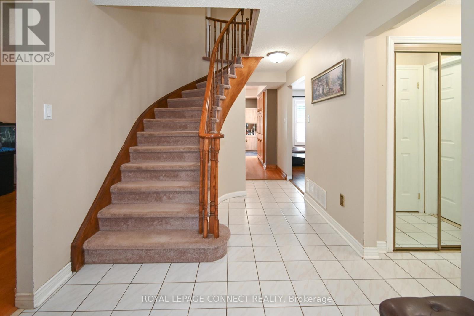 Property at 1027 BENTON CRESCENT image 3