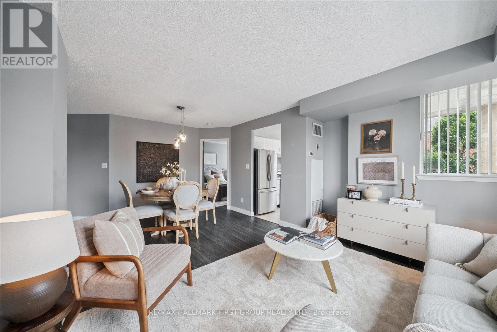 Property at 204 - 1625 PICKERING PARKWAY image 5