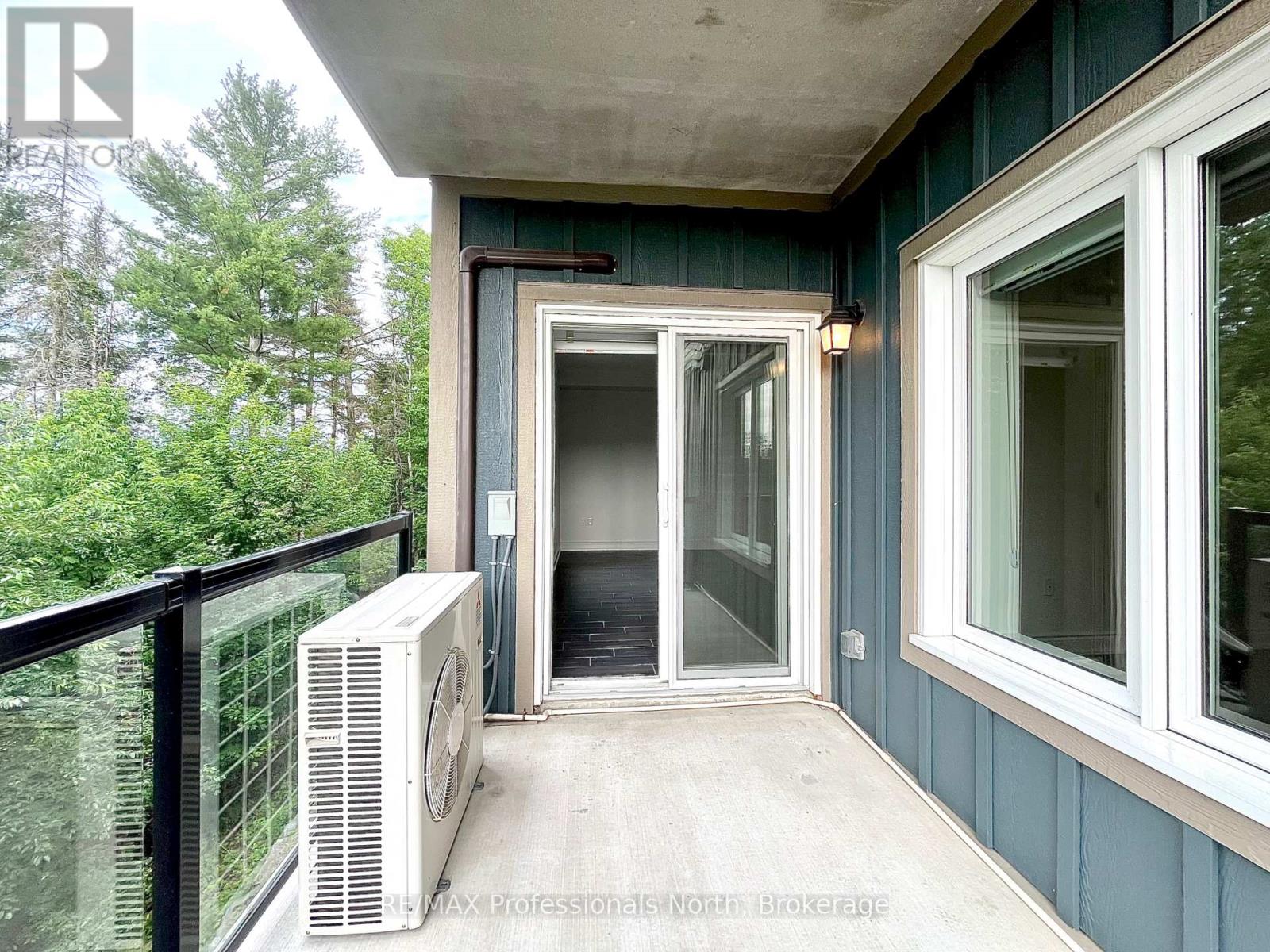 204 - 4 Lake Avenue, Dysart Et Al, Ontario  K0M 1S0 - Photo 22 - X12282559