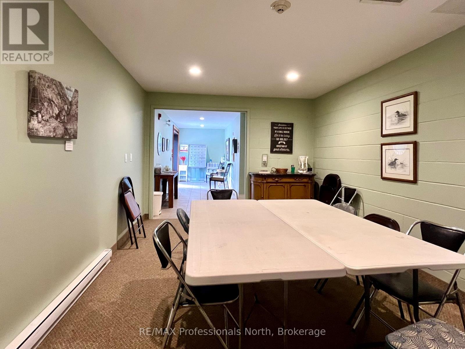 204 - 4 Lake Avenue, Dysart Et Al, Ontario  K0M 1S0 - Photo 39 - X12282559
