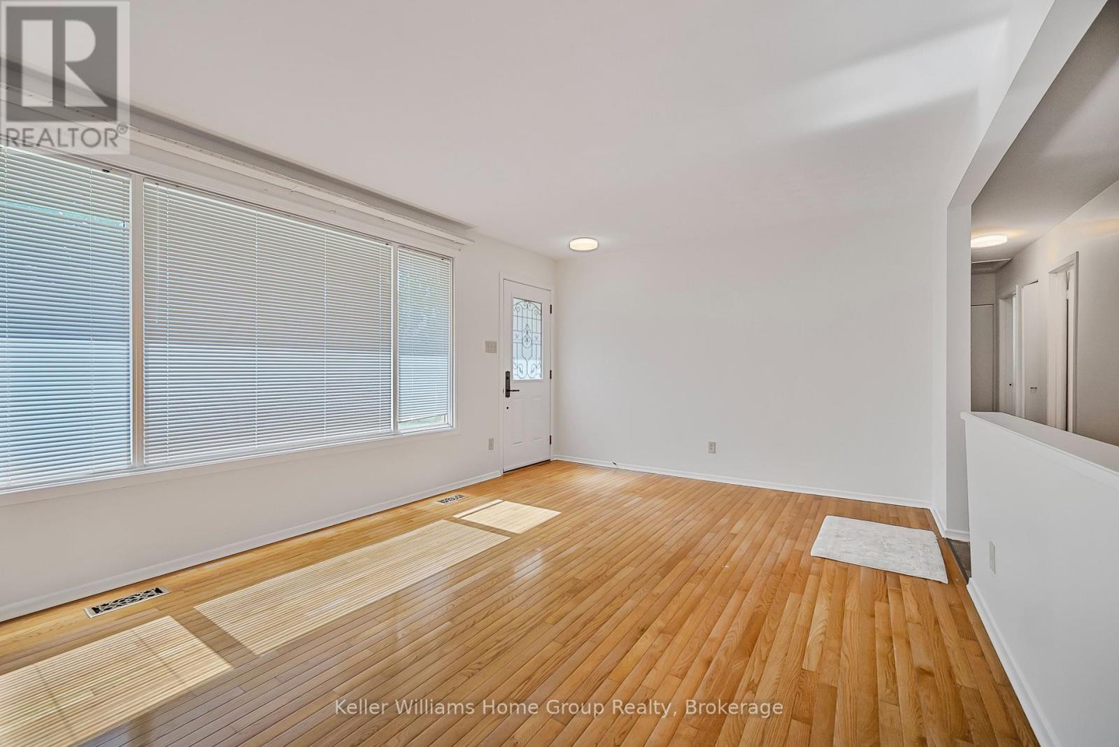 155 Berwick Street, Woodstock, Ontario  N4S 7L6 - Photo 5 - X12282587