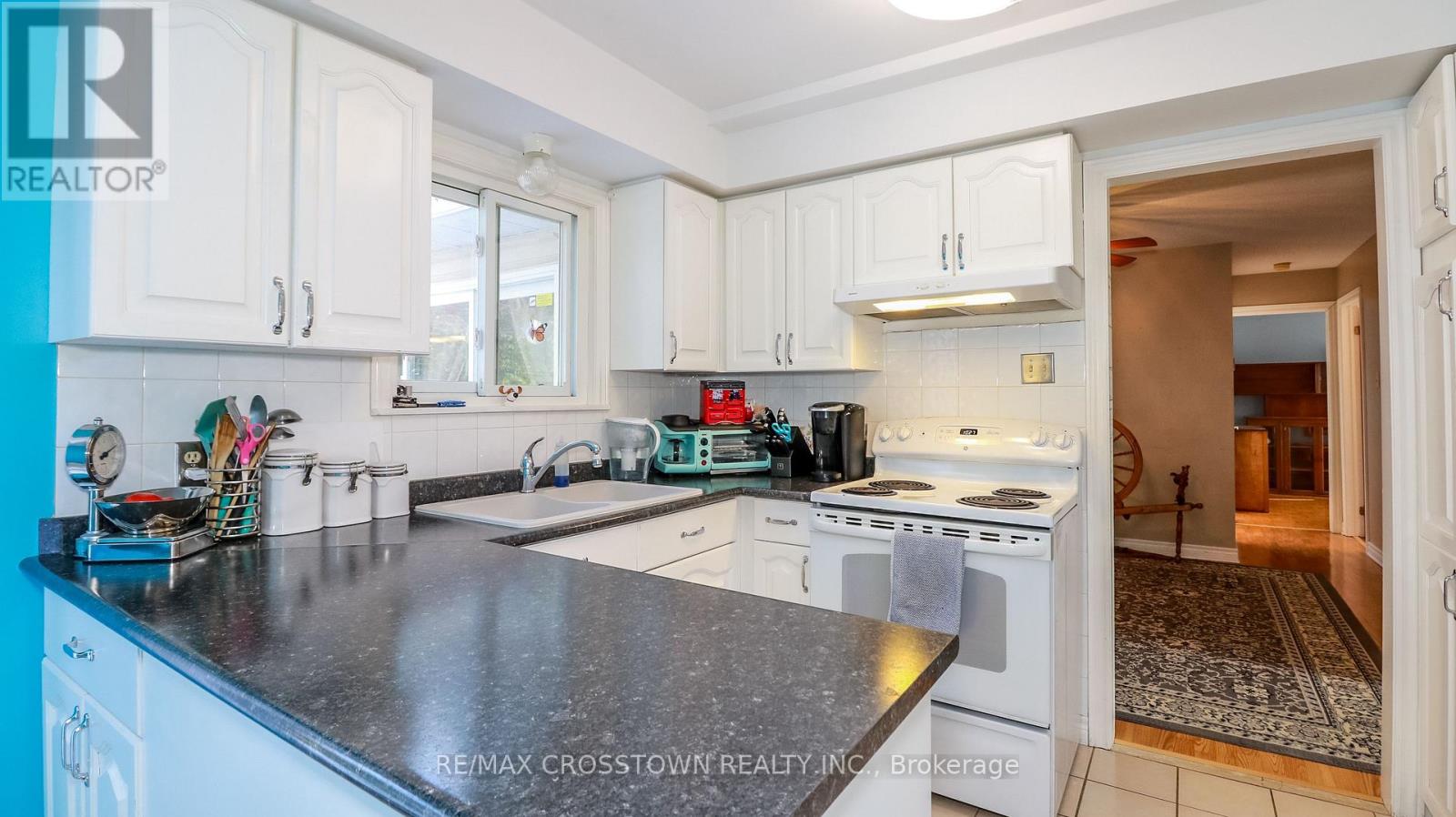 64 Royal Oak Drive, Innisfil, Ontario  N1L 1N1 - Photo 15 - N12282429