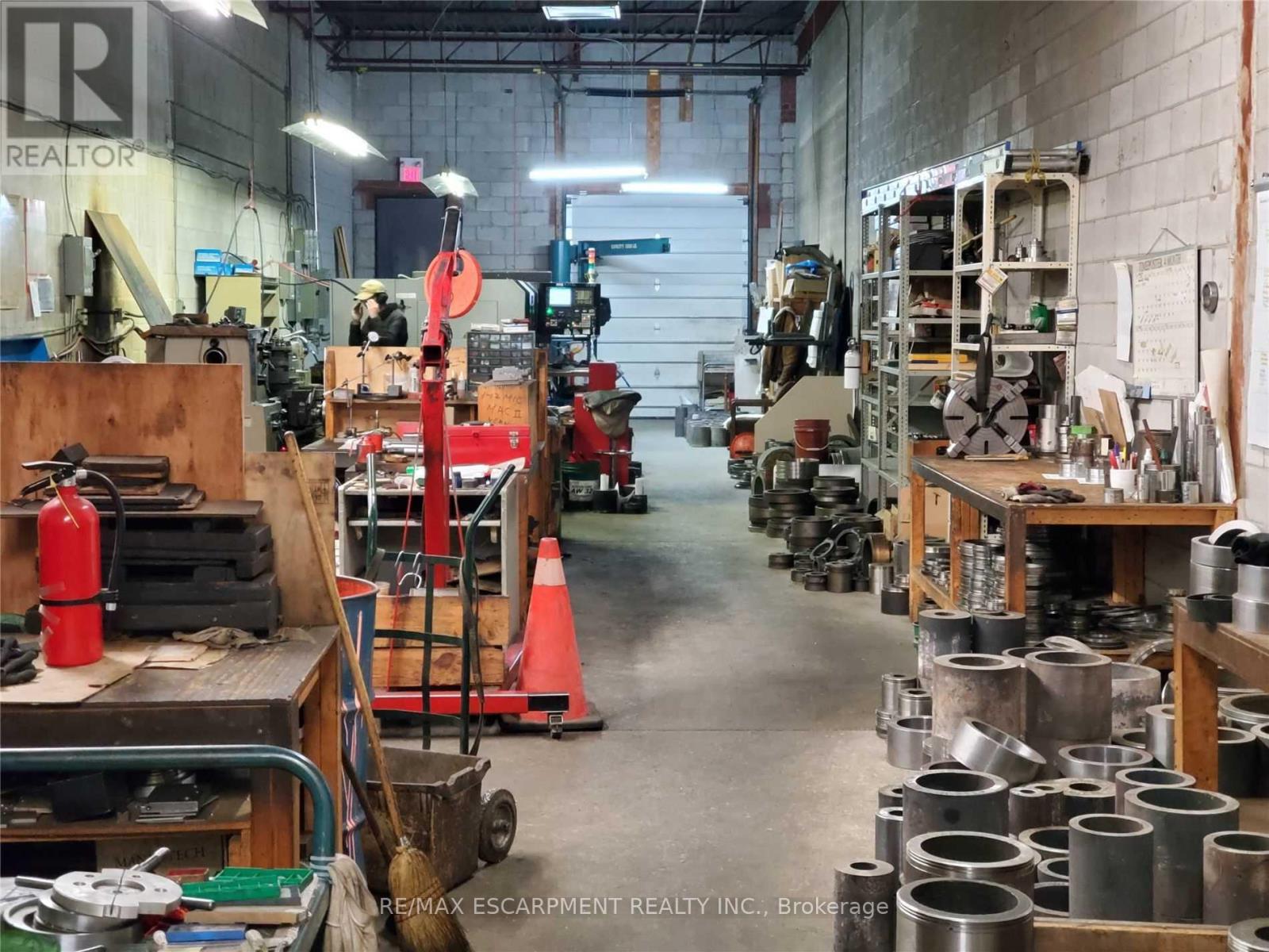 3 - 6810 Kitimat Road, Mississauga (Meadowvale Business Park), Ontario  L5N 5M2 - Photo 5 - W12282427