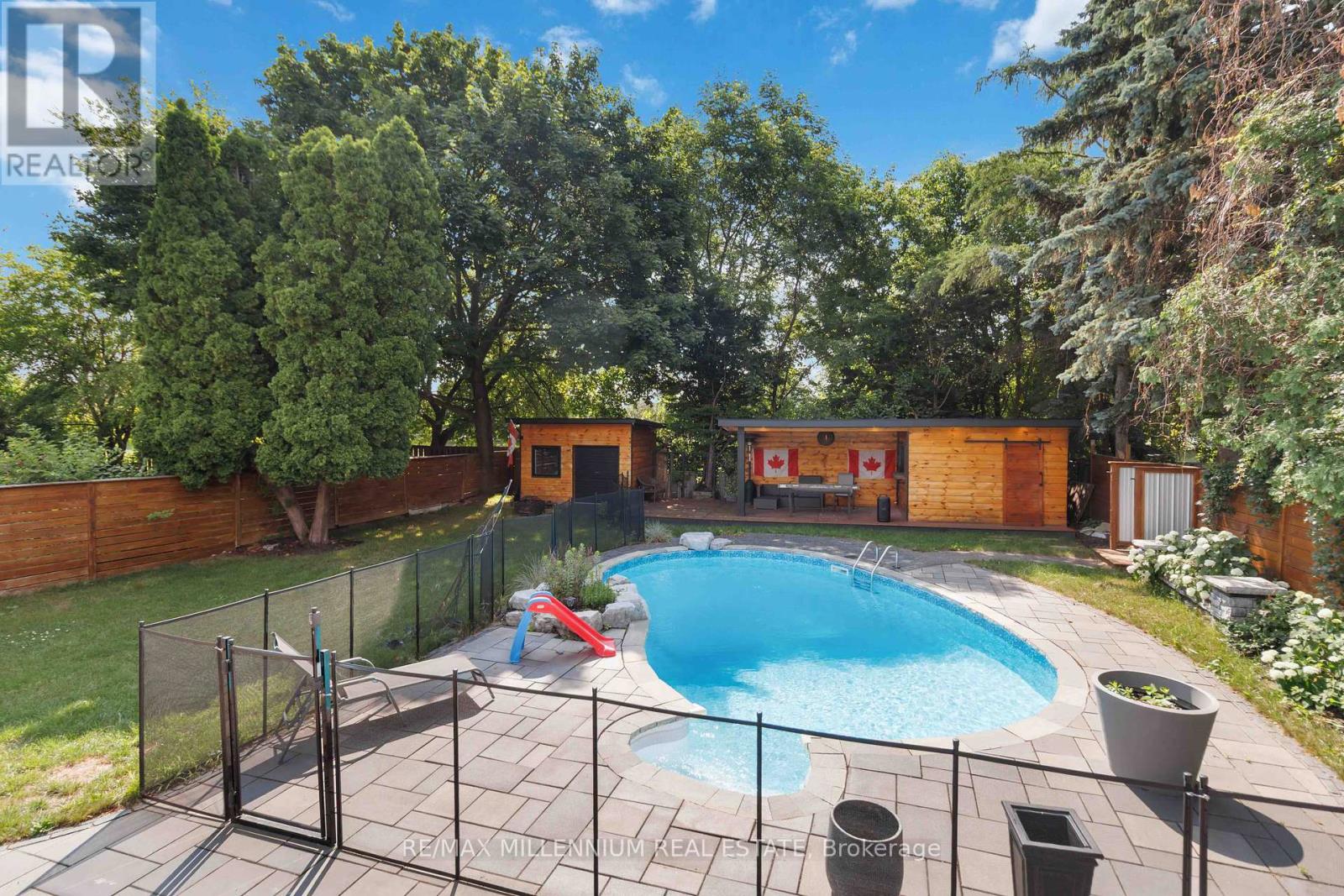 250 Daphne Avenue, Mississauga, Ontario  L5A 1M6 - Photo 47 - W12282449