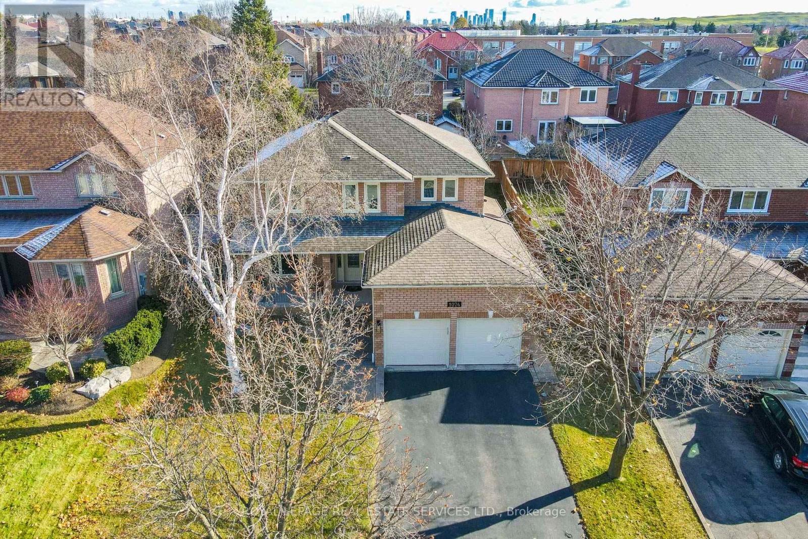 1074 Bradbury Chase, Mississauga, Ontario  L5V 1J7 - Photo 41 - W12282552