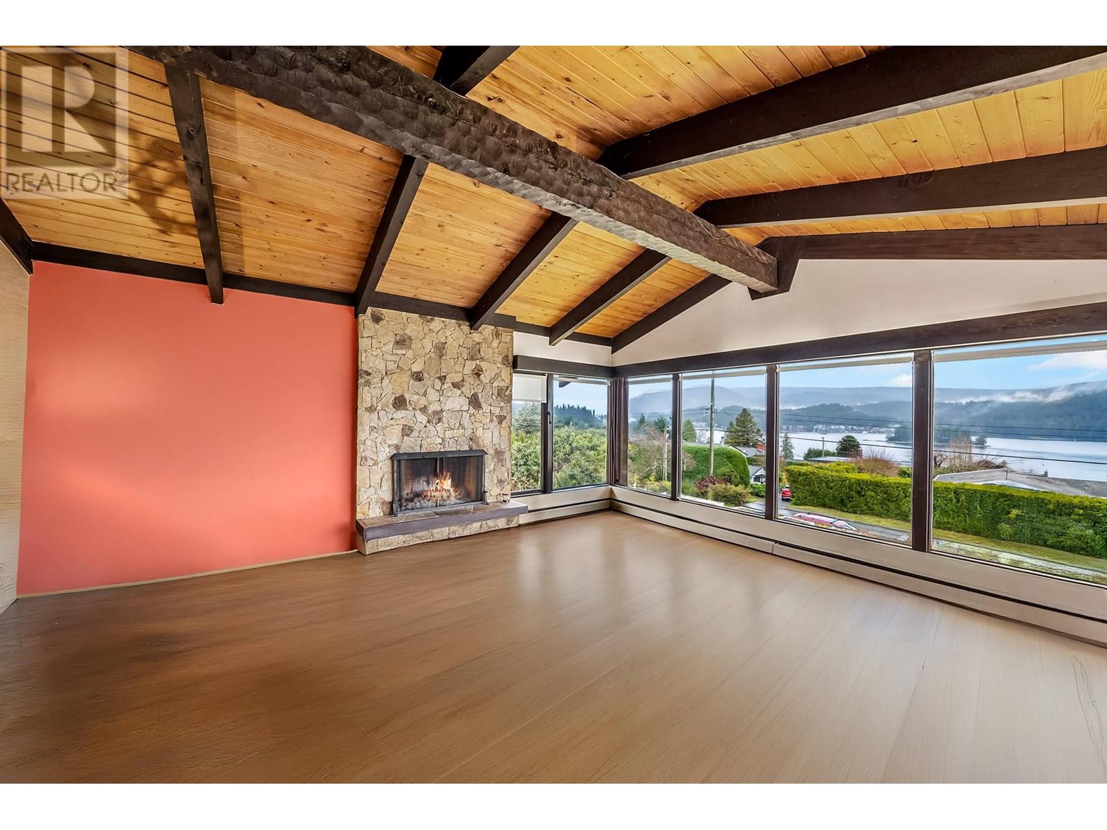 645 Baycrest Drive, North Vancouver, British Columbia  V7G 1N7 - Photo 6 - R3013006