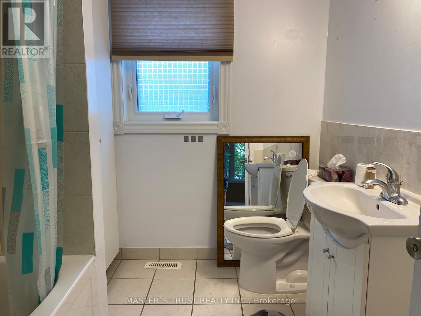 6203 Main Street, Niagara Falls (Dorchester), Ontario  L2G 6A5 - Photo 15 - X12282553