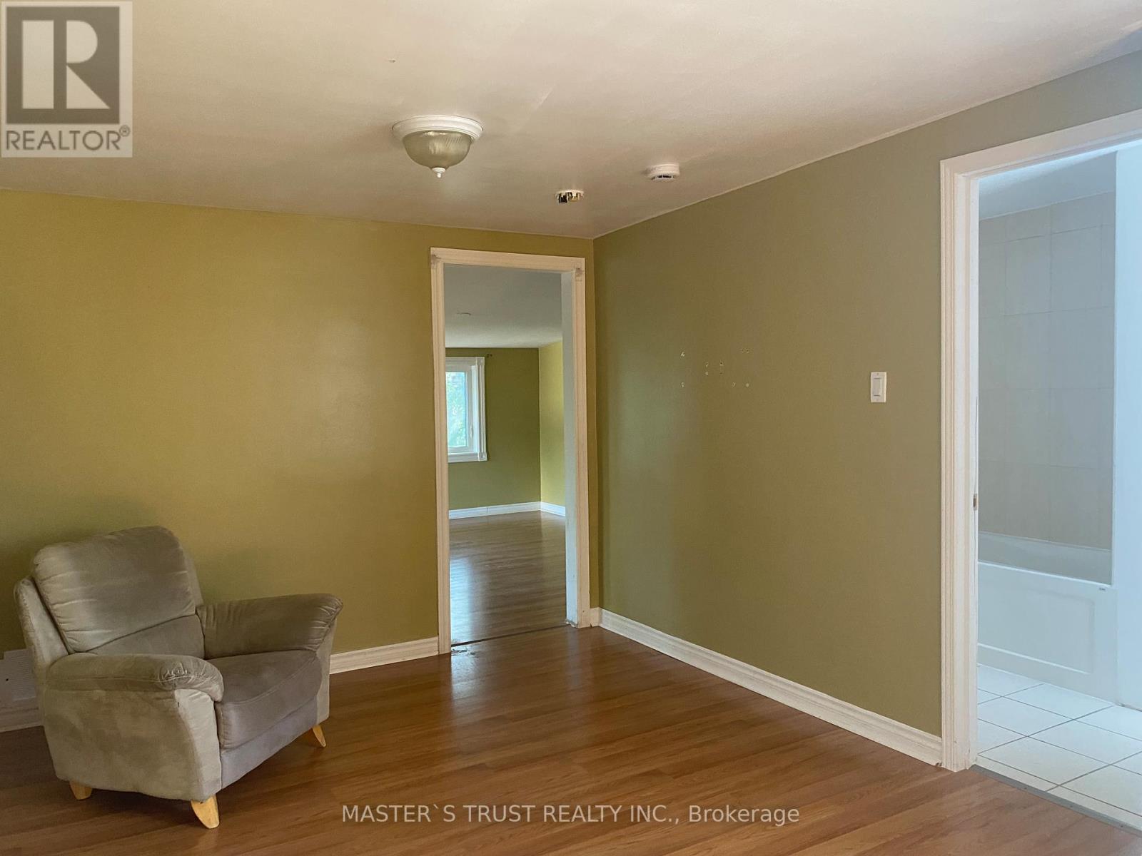 6203 Main Street, Niagara Falls (Dorchester), Ontario  L2G 6A5 - Photo 8 - X12282553