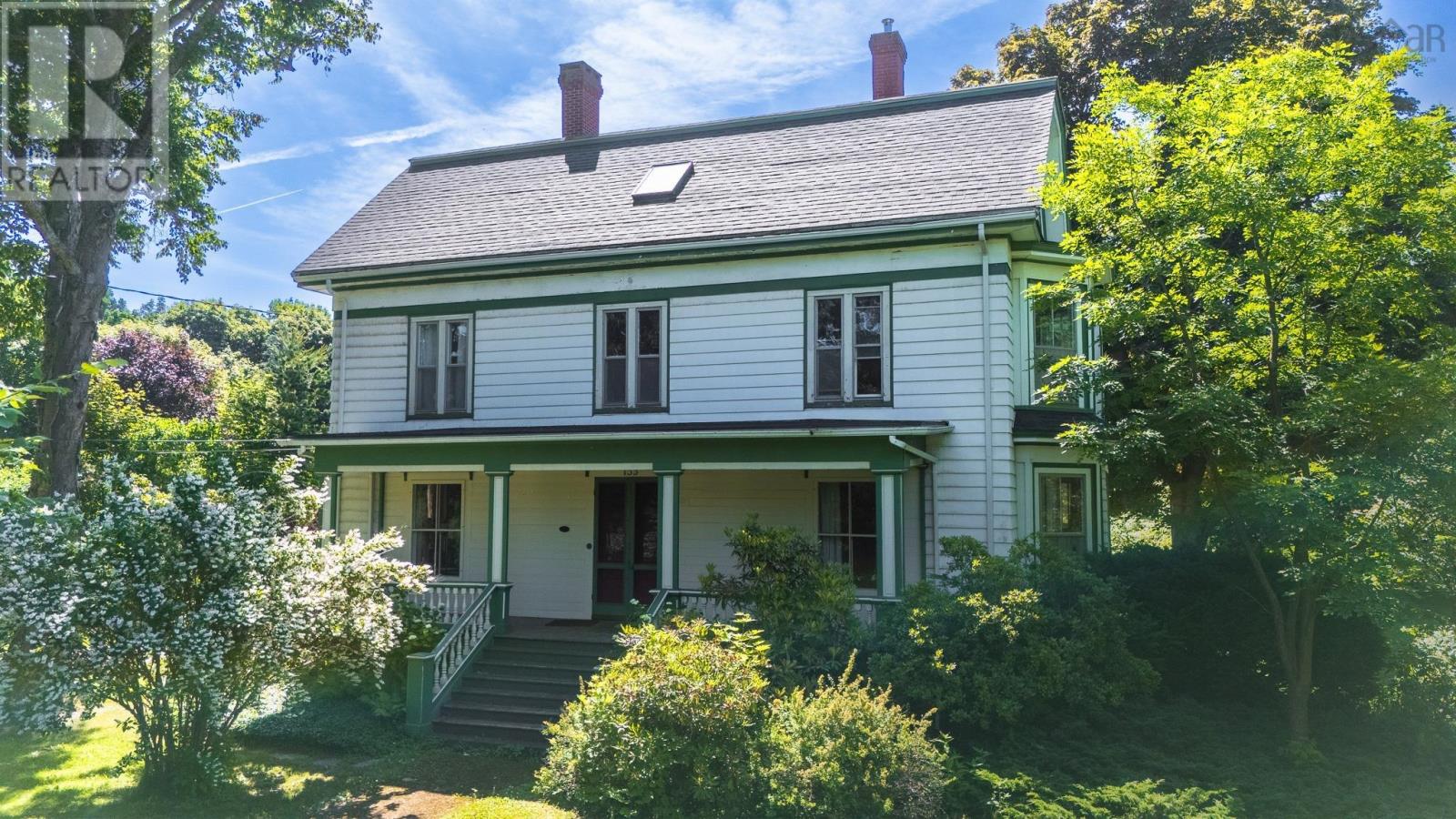 155 Main Street, Wolfville, Nova Scotia  B4P 1C2 - Photo 1 - 202516973