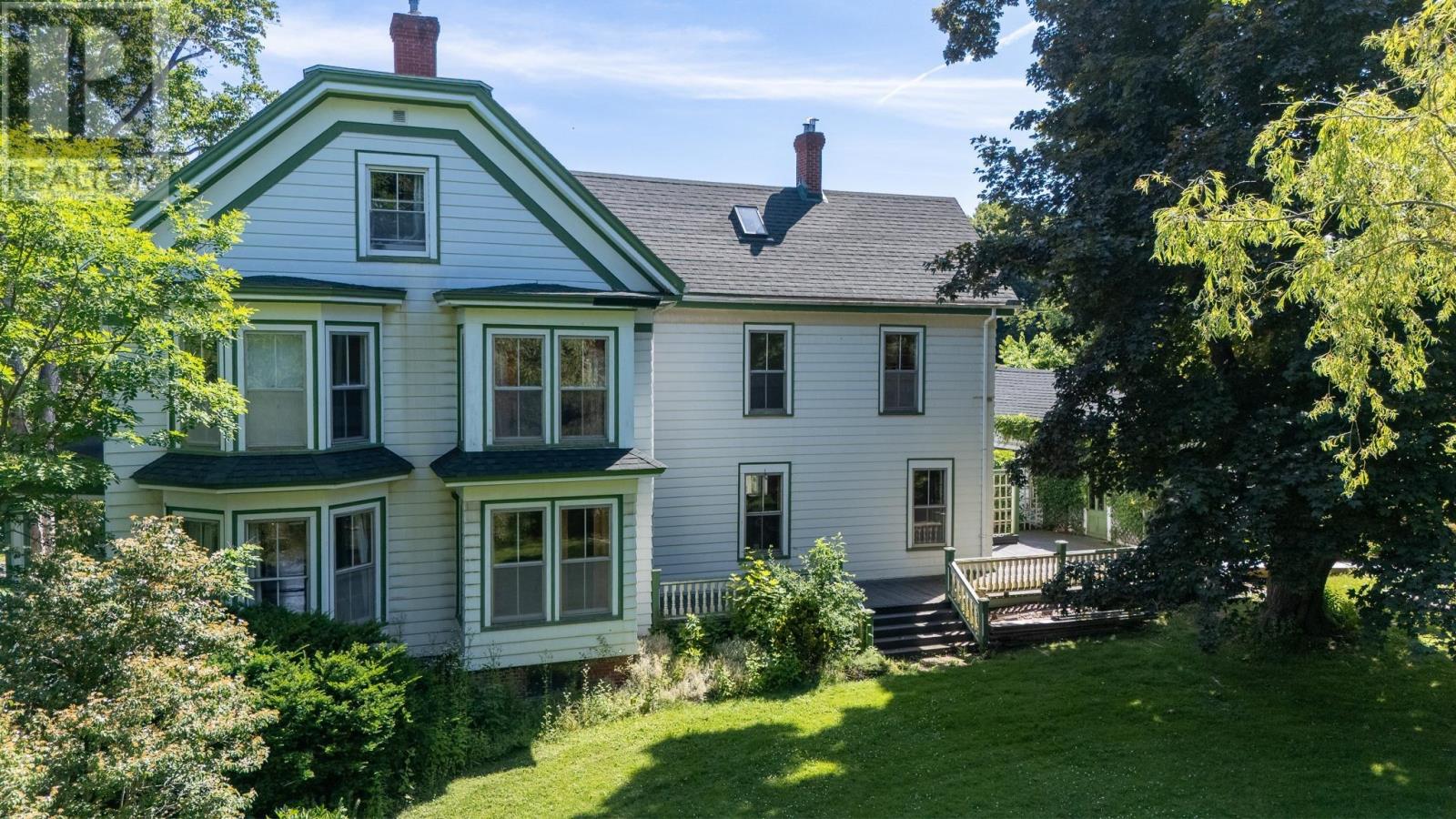 155 Main Street, Wolfville, Nova Scotia  B4P 1C9 - Photo 4 - 202516972