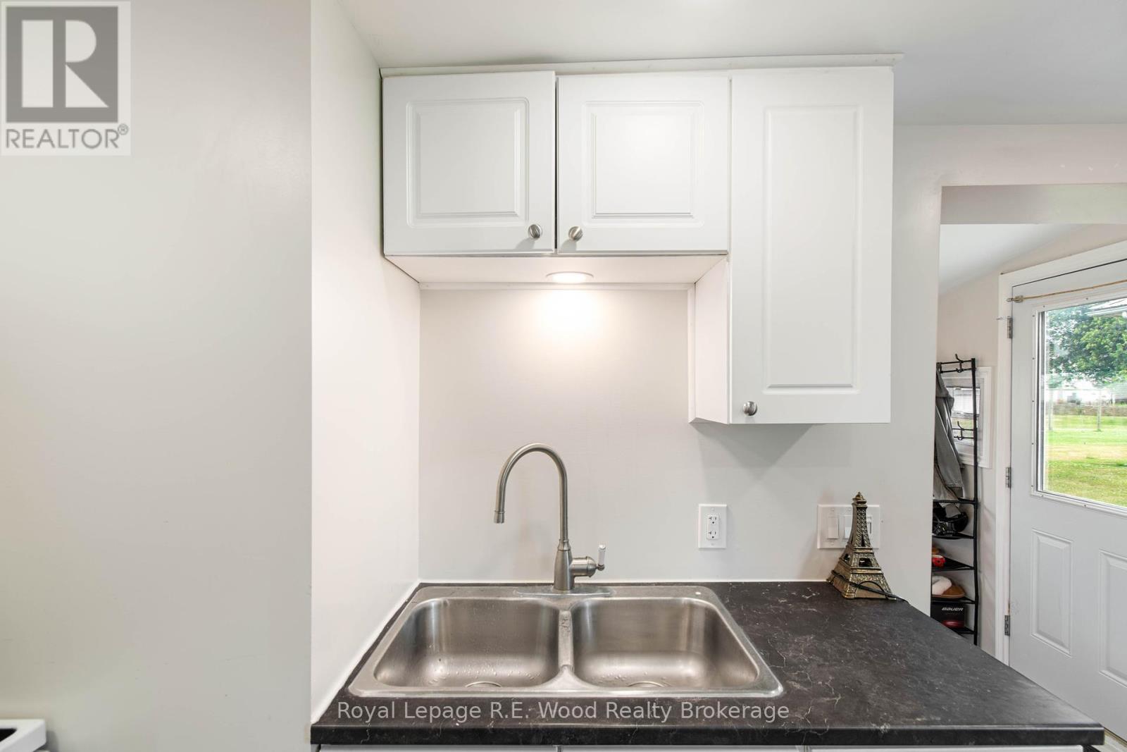 29 King Crescent, Norfolk, Ontario  N0J 1E0 - Photo 16 - X12282733
