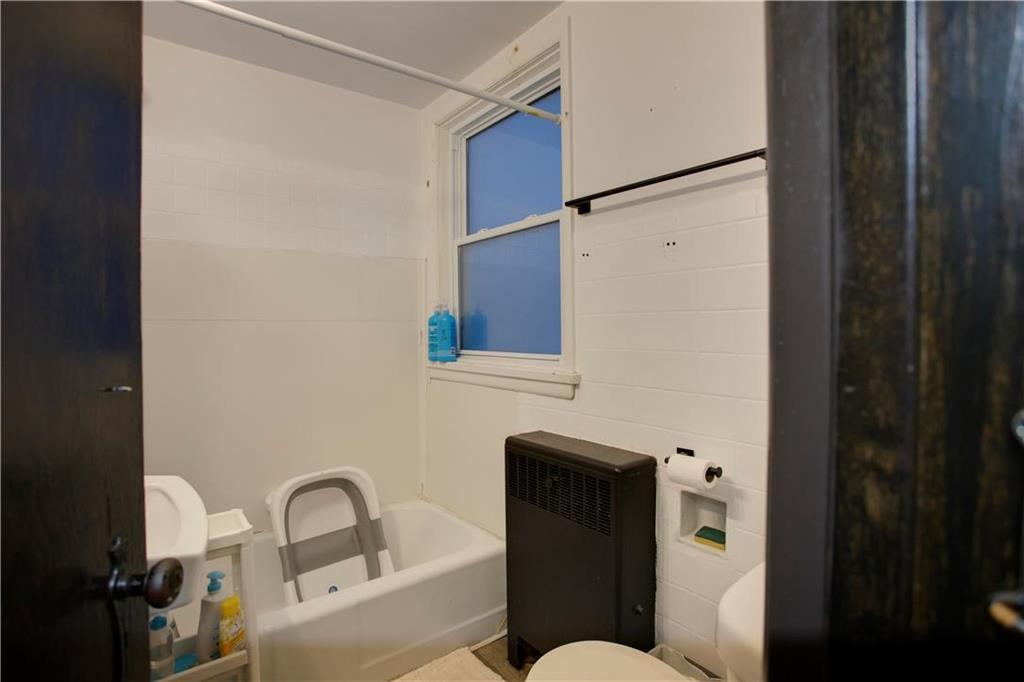 884 Winnipeg Avenue, Winnipeg, Manitoba  R3E 0R8 - Photo 18 - 202517668