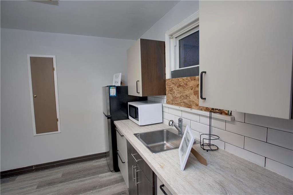 884 Winnipeg Avenue, Winnipeg, Manitoba  R3E 0R8 - Photo 8 - 202517668
