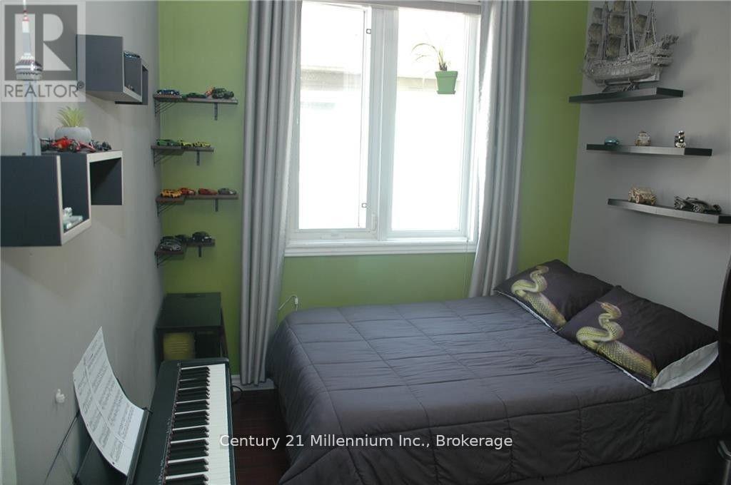 7 Sparrow Lane, Wasaga Beach, Ontario  L9Z 1A9 - Photo 17 - S12282645
