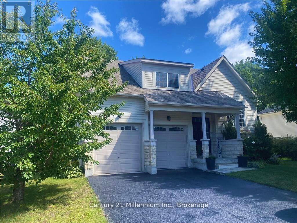 7 Sparrow Lane, Wasaga Beach, Ontario  L9Z 1A9 - Photo 2 - S12282645