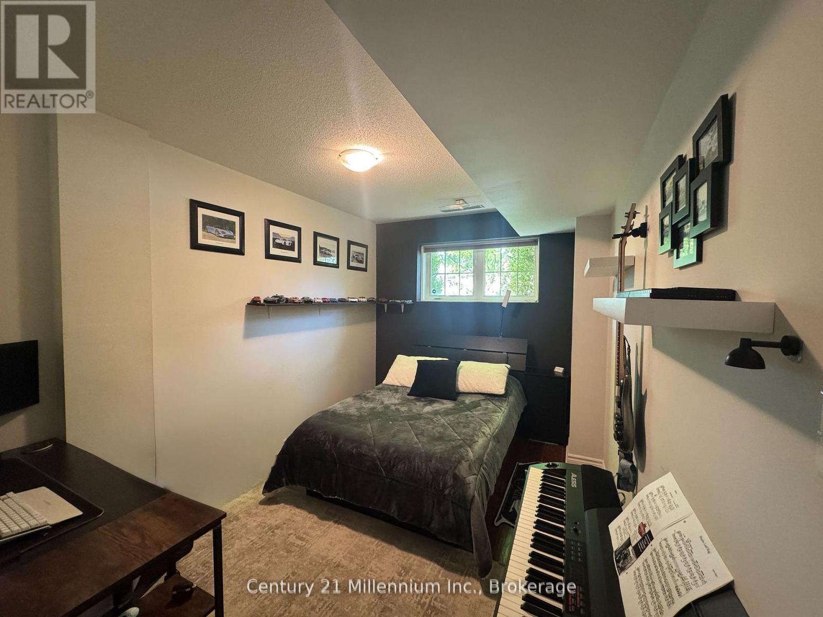 7 Sparrow Lane, Wasaga Beach, Ontario  L9Z 1A9 - Photo 21 - S12282645