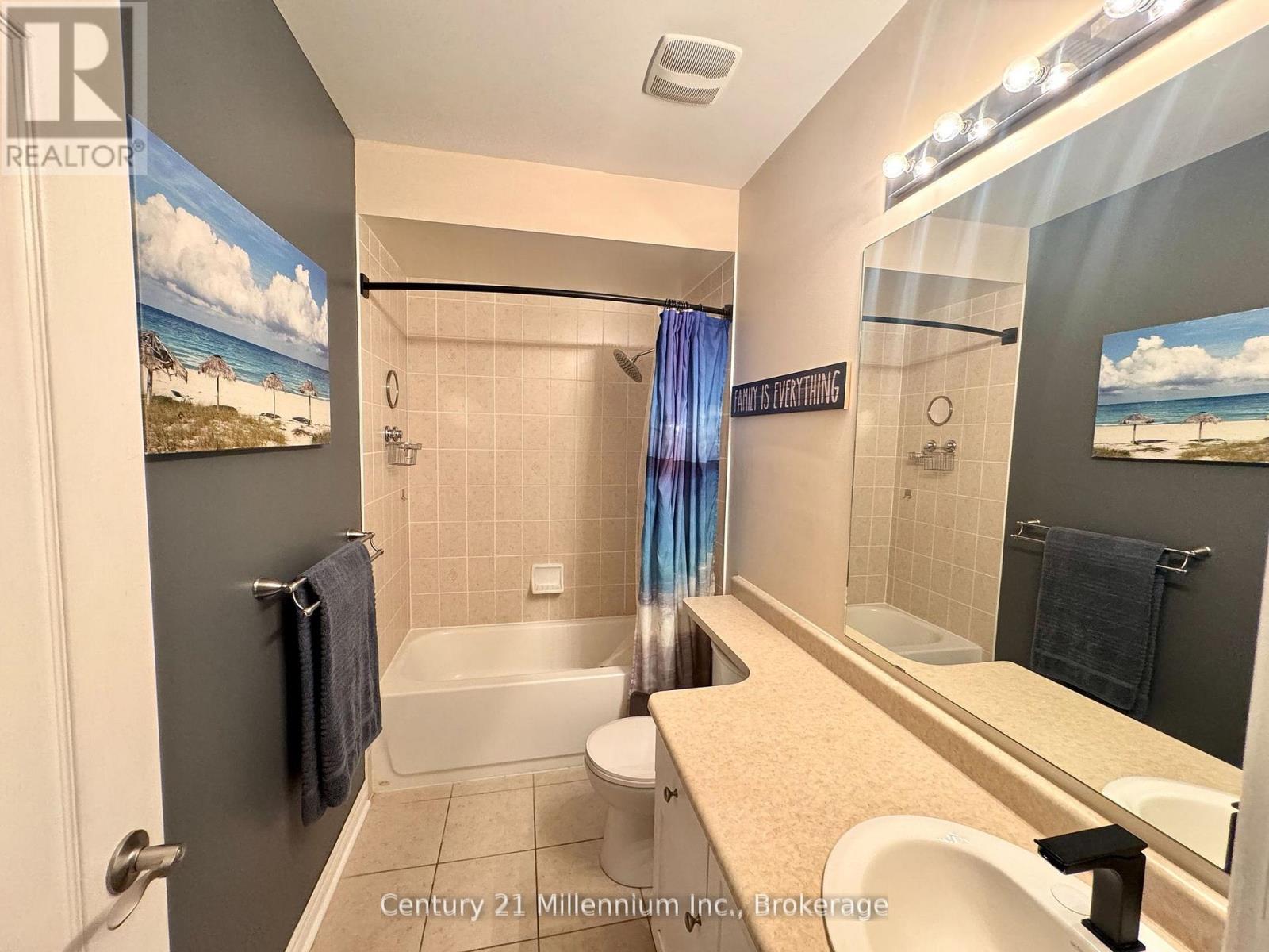 7 Sparrow Lane, Wasaga Beach, Ontario  L9Z 1A9 - Photo 22 - S12282645