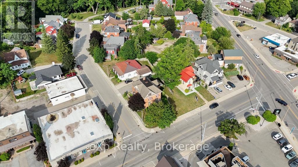 22 Harvey Street, Tillsonburg, Ontario  N4G 3J6 - Photo 12 - X12282757