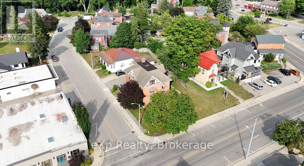 22 Harvey Street, Tillsonburg, Ontario  N4G 3J6 - Photo 7 - X12282757