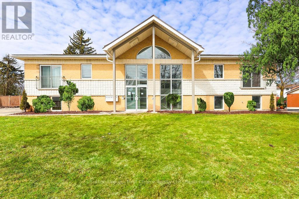 101 - 100 Gordon Street, Stratford, Ontario  N5A 7T8 - Photo 1 - X12282785