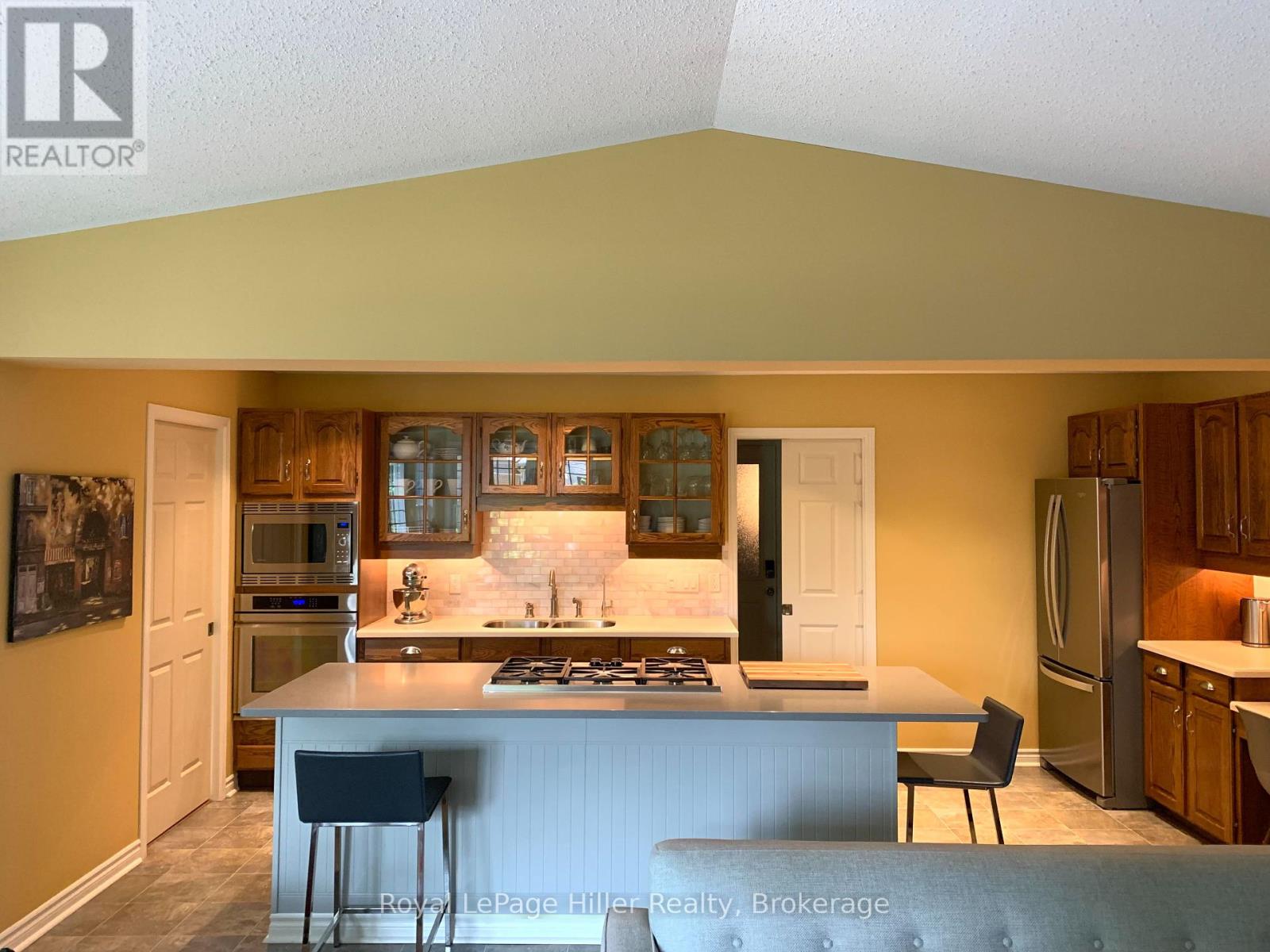 61 Baker Street, Stratford, Ontario  N5A 7A2 - Photo 13 - X12282787
