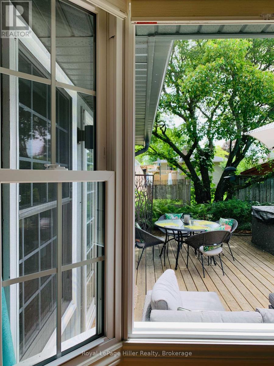 61 Baker Street, Stratford, Ontario  N5A 7A2 - Photo 8 - X12282787