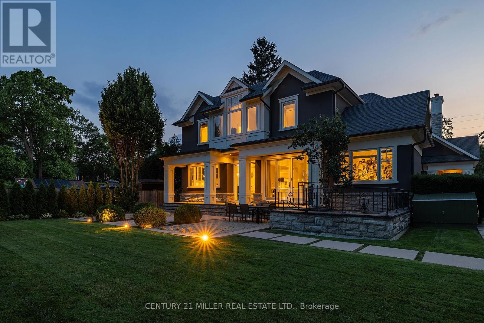 1522 Devon Road, Oakville, Ontario  L6J 2M5 - Photo 47 - W12250143