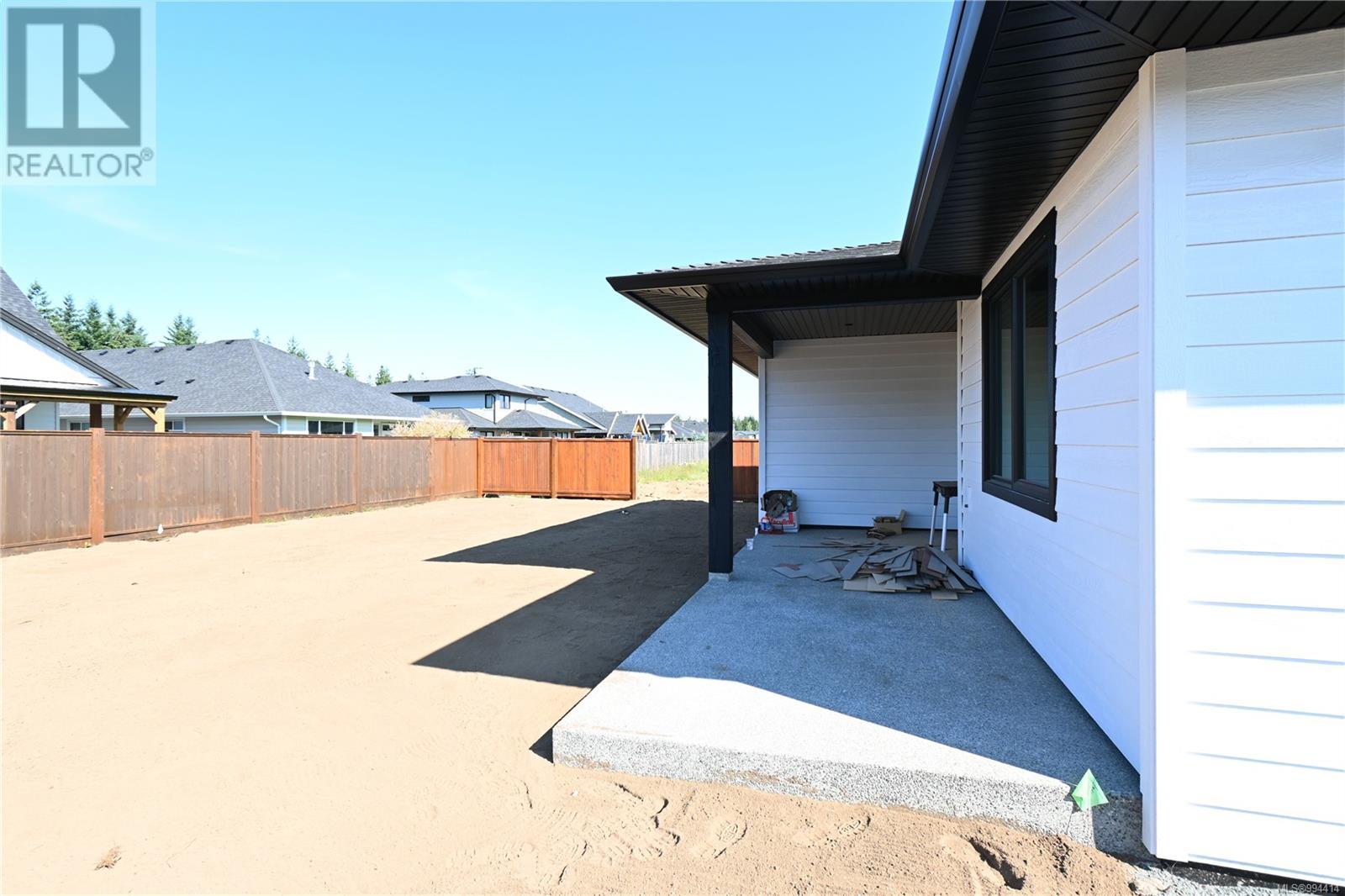 Property at 766 Sitka St image 3