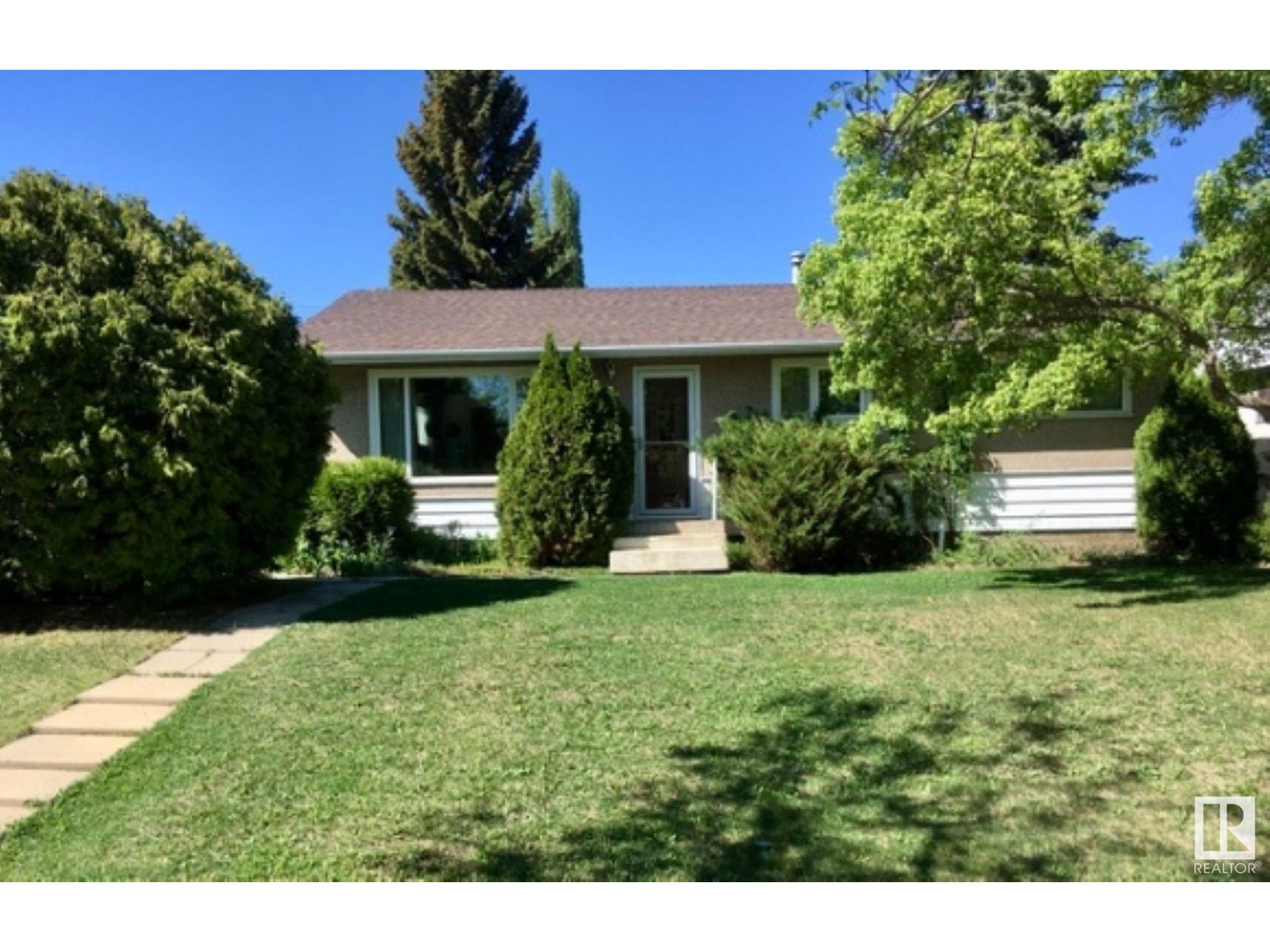 Property at 16206 83 AV NW image 1