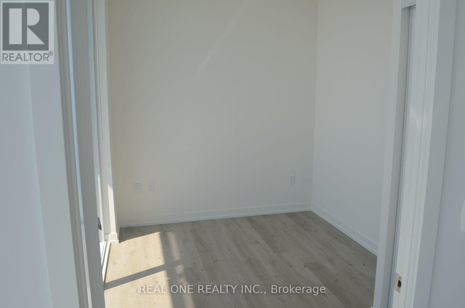 6906 - 138 Downes Street, Toronto, Ontario  M5E 0E4 - Photo 17 - C12282724