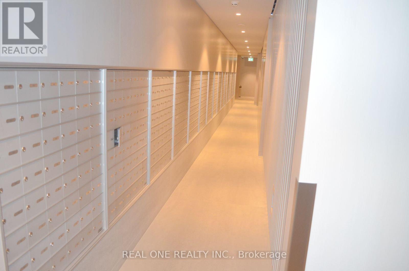 6906 - 138 Downes Street, Toronto, Ontario  M5E 0E4 - Photo 28 - C12282724