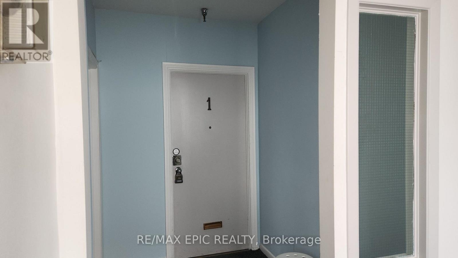 1 - 329 St George Street, Toronto, Ontario  M5R 2R2 - Photo 3 - C12282783