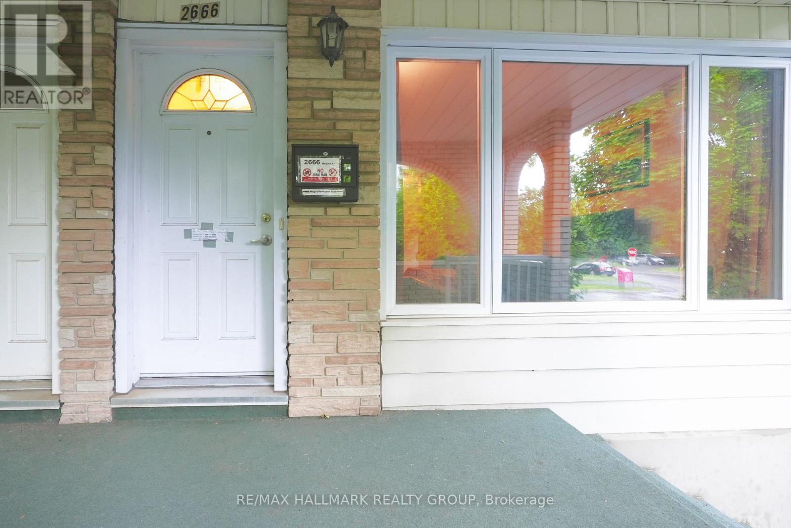 Property at 2666 REGINA STREET image 2