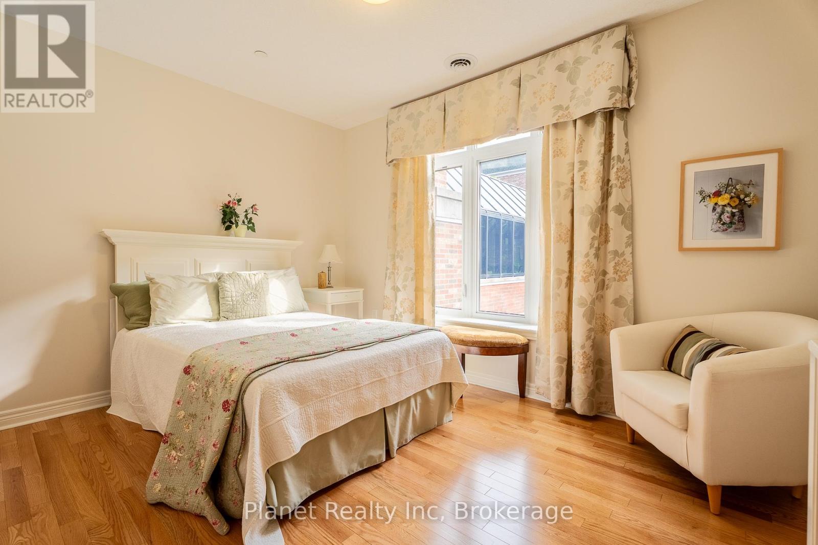 208 - 65 Bayberry Drive, Guelph, Ontario  N1G 5K8 - Photo 16 - X12281385