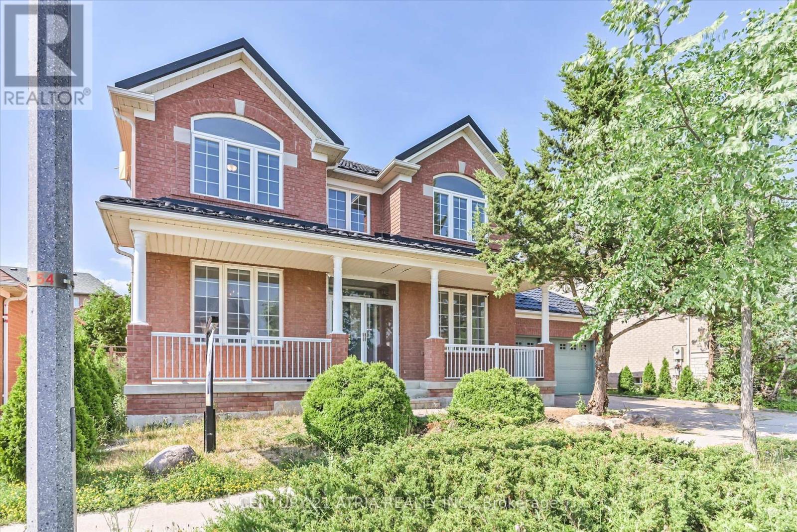 Property at 54 CASTLEMORE AVENUE image 3