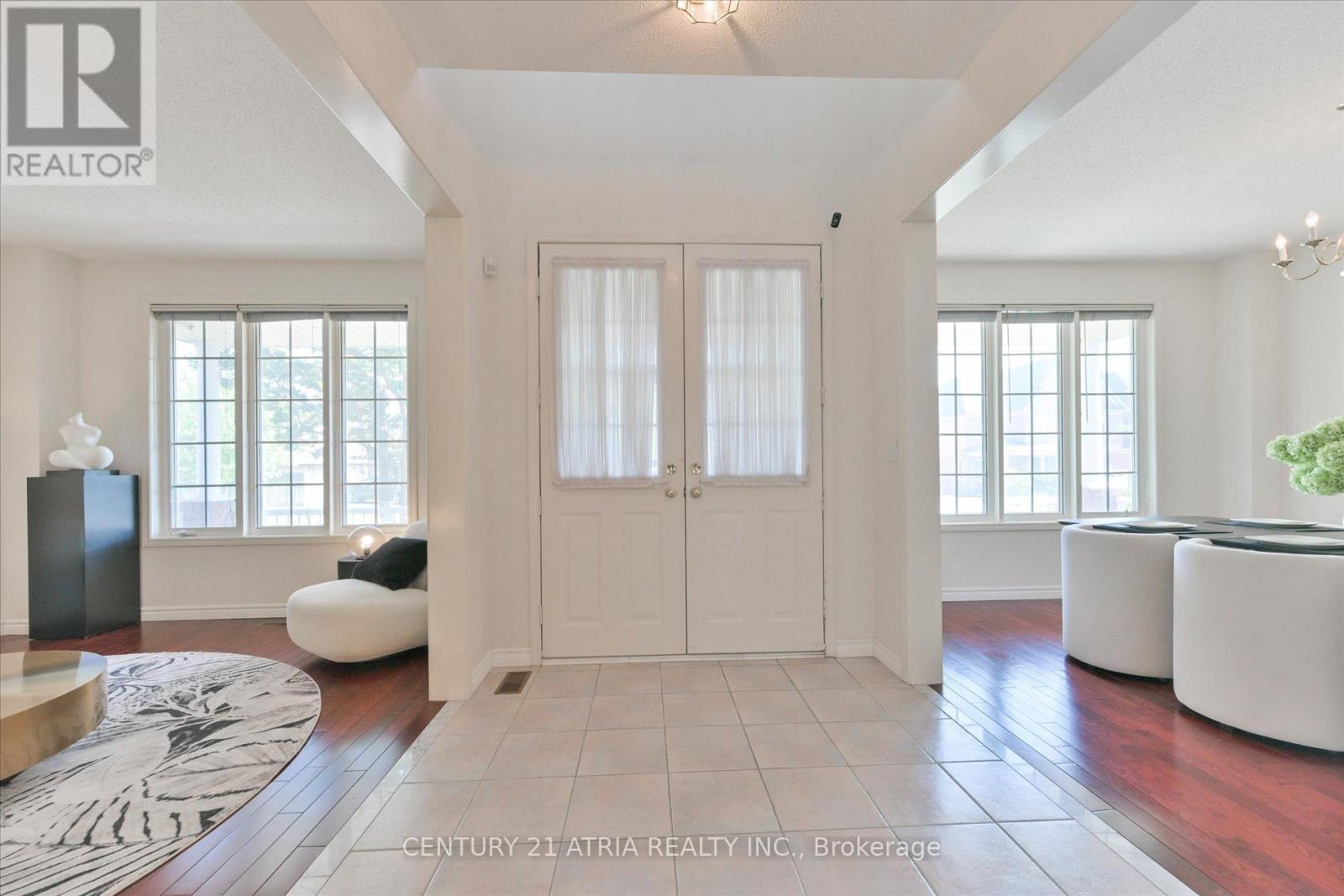 Property at 54 CASTLEMORE AVENUE image 5