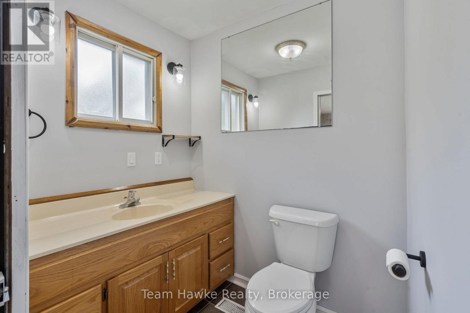 51 Easton Avenue, Tay, Ontario  L0K 1R0 - Photo 26 - S12282828