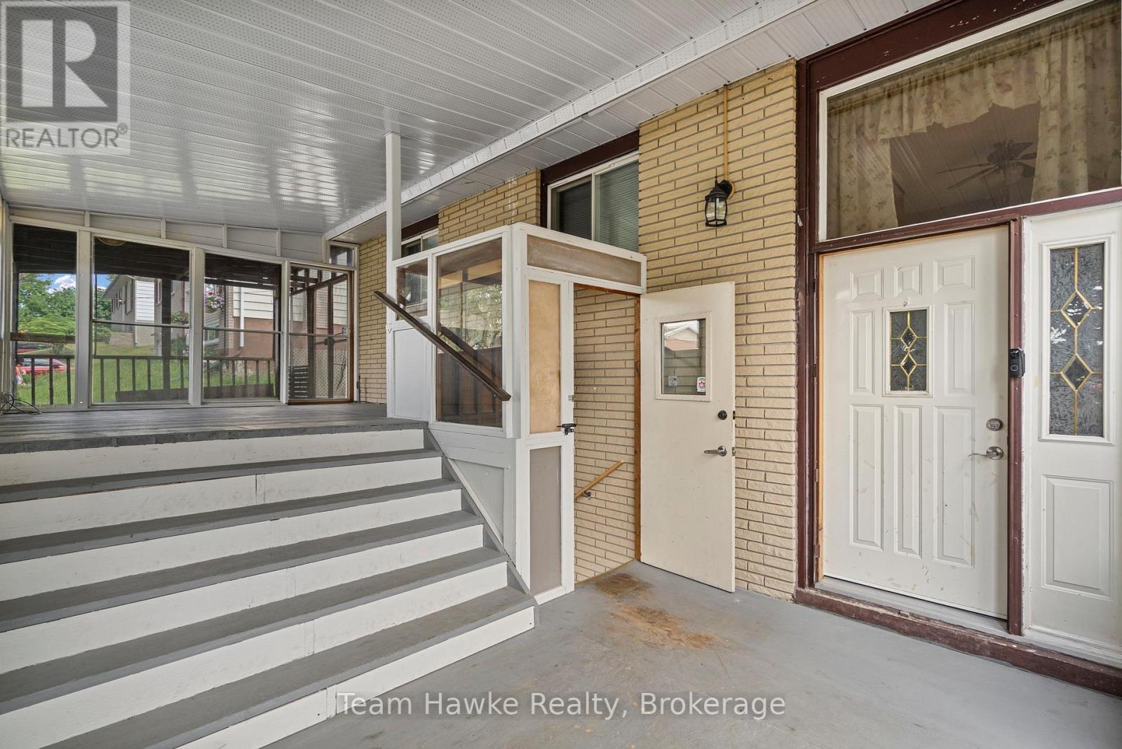 Property at 51 EASTON AVENUE image 4
