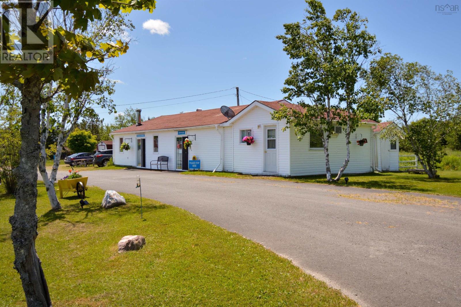 8885 Highway 105, Baddeck Inlet, Baddeck Inlet, Nova Scotia  B0E 1B0 - Photo 11 - 202517535